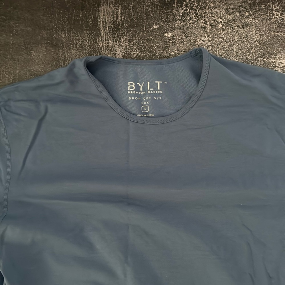 Belt Premium Basics Drop Cut Lux Tee - light blue small